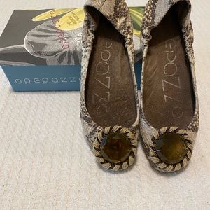 Snakeskin ballet flat